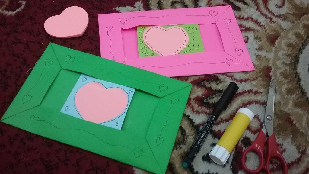 عمل مطويات سهلة وجميلة للمدرسه