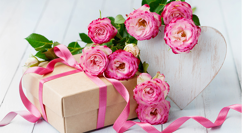 تهنئة عيد المرأة للحبيبة