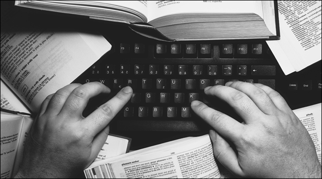 ترجمة نصوص كاملة من الانجليزي إلى العربي