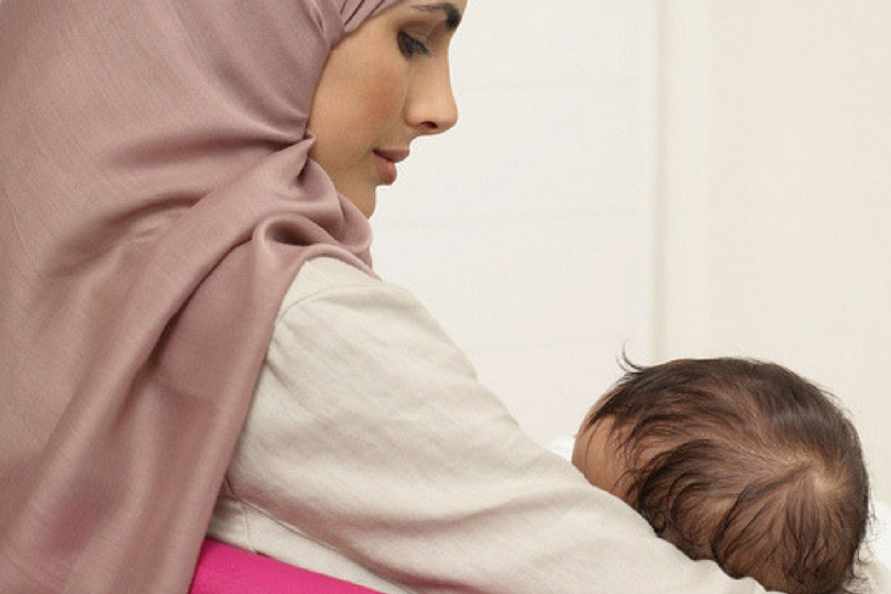 معاناة الرضاعة الطبيعية