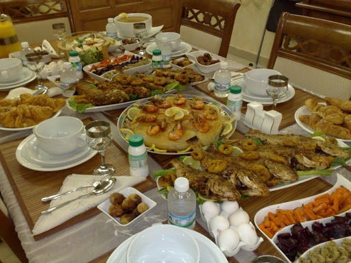 سفرة رمضانية فخمة 6