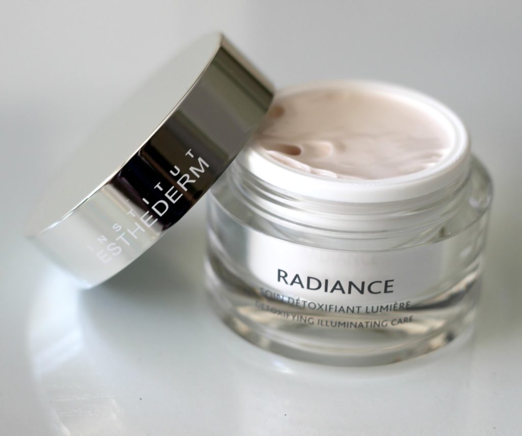 منتجات Esthederm ٤
