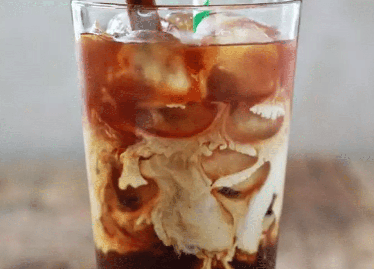 القهوة الباردة (كولد برو) Cold Brew Coffee
