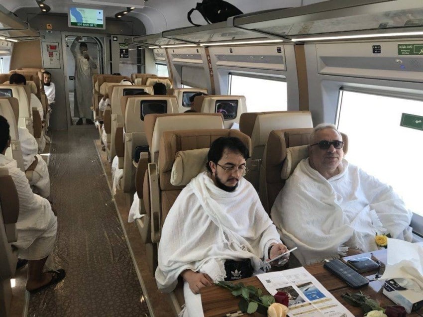 كيف احجز قطار الحرمين