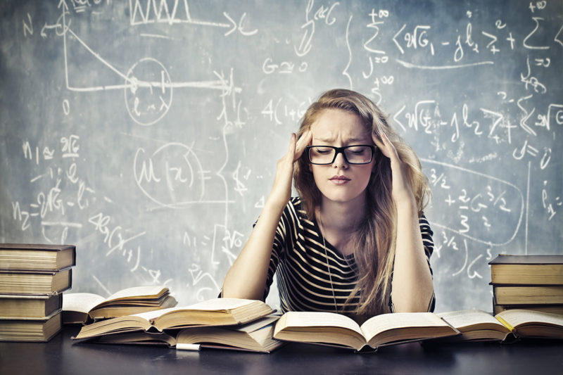 تعبير عن كيفية الاستعداد للامتحان