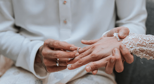 دعاء الخطوبة اللهم بارك لهما