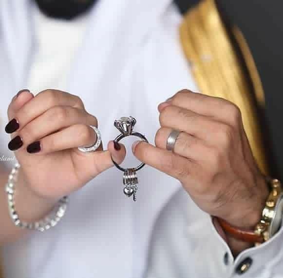 تهنئة خطوبة شعر