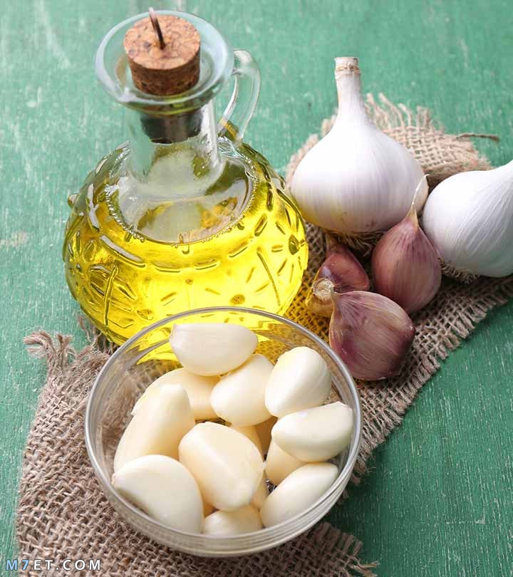 طريقة استخدام زيت الزيتون و الثوم للشعر