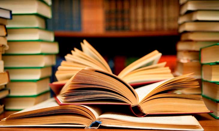 عبارات اهداء كتاب لشحص