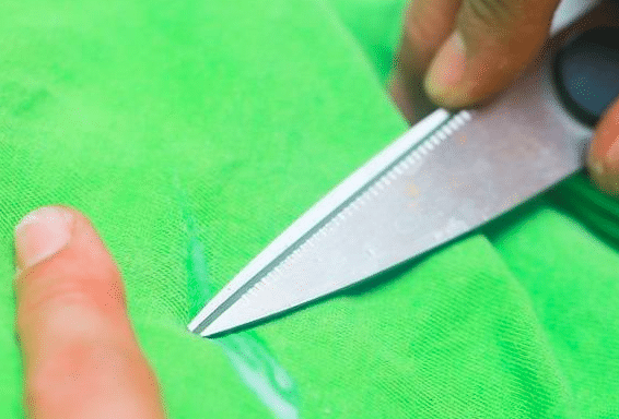 كيفية إزالة السيليكون عن الملابس
