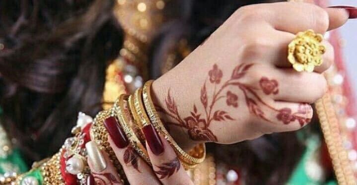 عبارات جميلة عن نقش الحناء