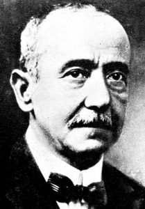 قصائد أحمد شوقي في الحب