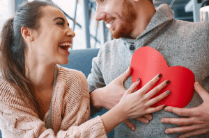 رسائل تعارف بين الخطيبين