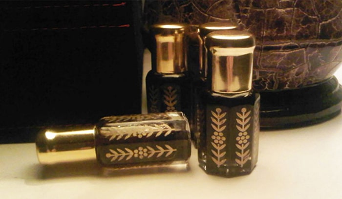 فوائد عطر المسك الأسود