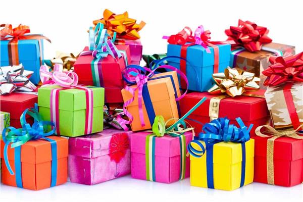 عبارات تكتب على هدايا اطفال الروضة