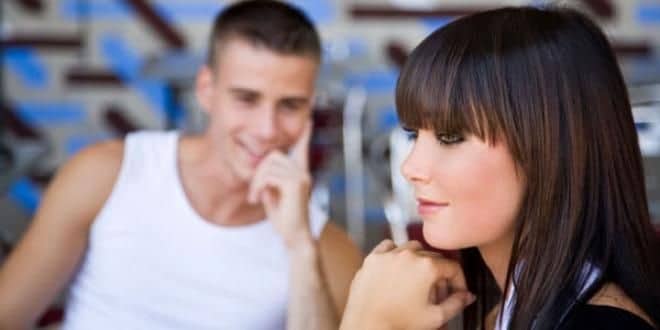كيف الفت نظر شاب يتجاهلني 