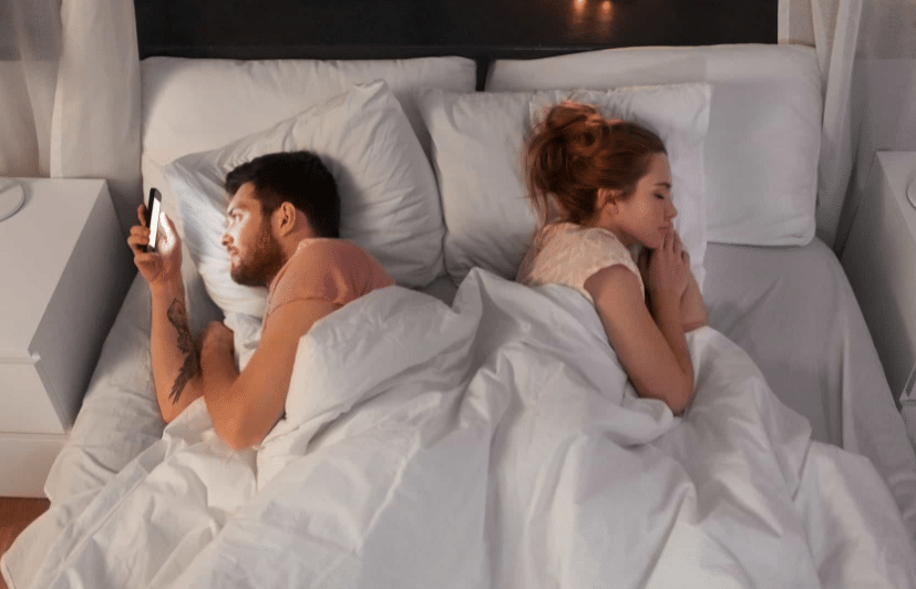 كيف اعرف أن زوجي يخونني إلكترونياً