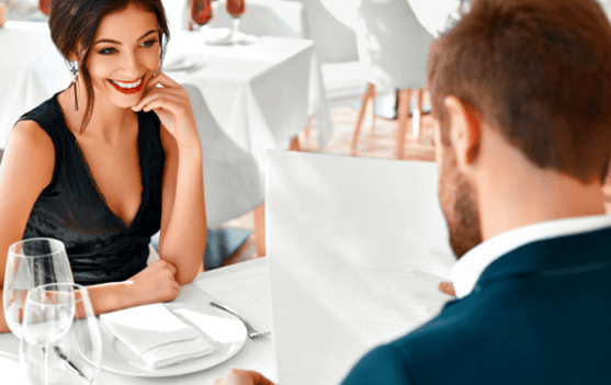 علامات الحب عند الرجل المتردد