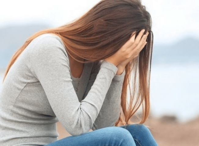 متى تندم المرأة على الرجل