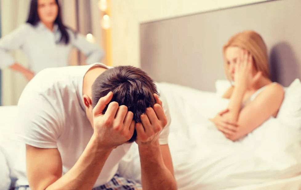 علامات خيانة الزوج في المنام