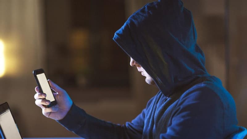 الفرق بين التحسس والتجسس