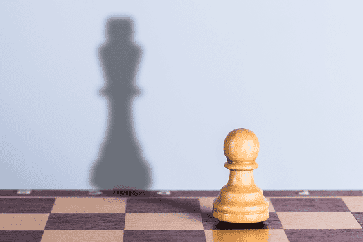 مقارنة بين الثقة بالنفس والغرور