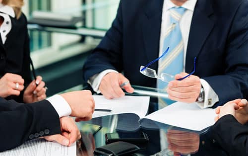 ارقام محامين للاستشاره المجانية في السويد