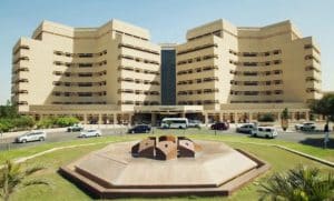 تخصصات الادبي في جامعة الملك عبدالعزيز
