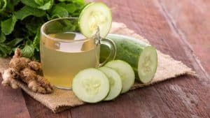 تجاربكم مع منقوع الخيار والليمون والنعناع والزنجبيل