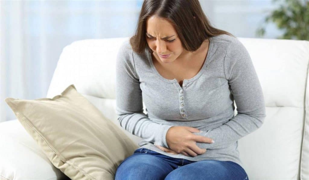 أسباب الغازات في البطن عند النساء