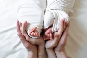 تجاربكم مع ولادة التوأم في الشهر السابع