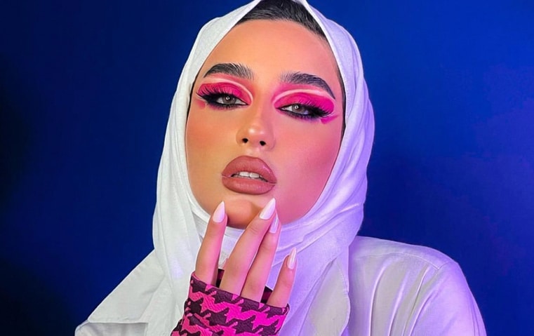 لوكات مكياج غريبة 3