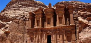 تقرير عن السياحة