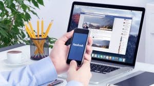 كيفية استرجاع ارقام الهاتف المحذوفة من الفيس بوك