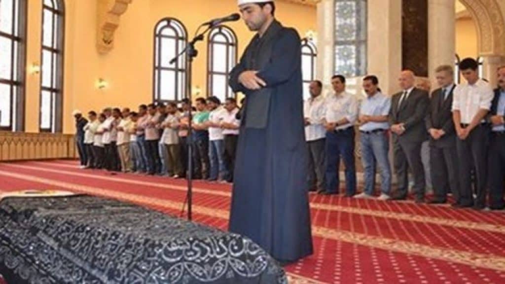 صلاة الجنازة كم ركعة