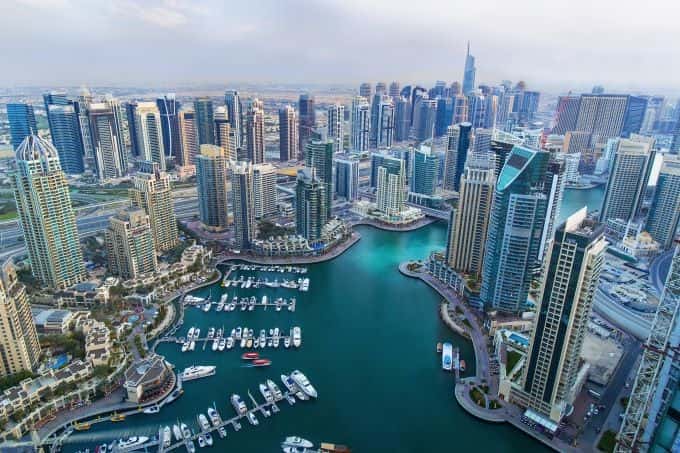 شركات التداول المرخصة من البنك المركزي الإماراتي
