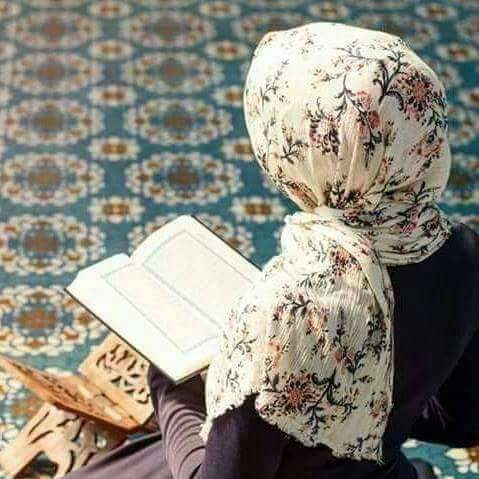 بنات محجبات ماسكه المصحف 2