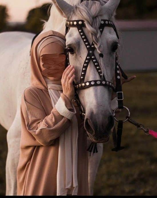 خلفيات خيول وبنات 2