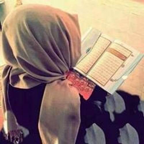 رمزيات بنات تقرا قرآن 5