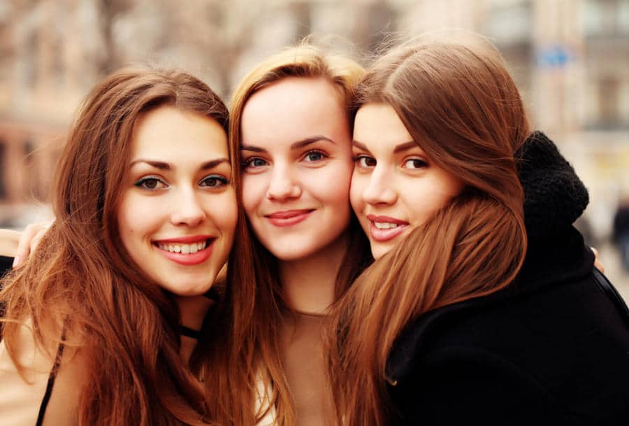 رمزيــات صديقات كيوت بدون كتابه 3