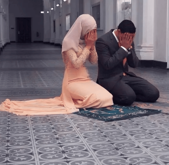 رمزيات زوجين يصلون 3