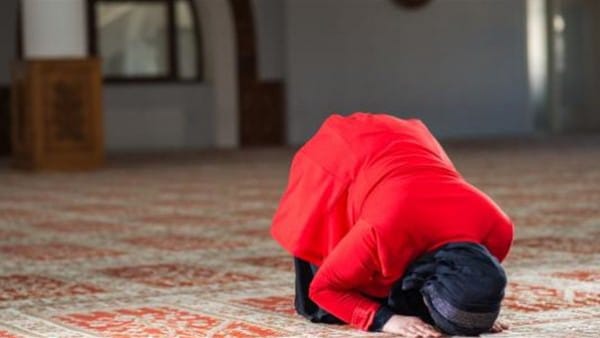 رمزيات سجود بنات 5