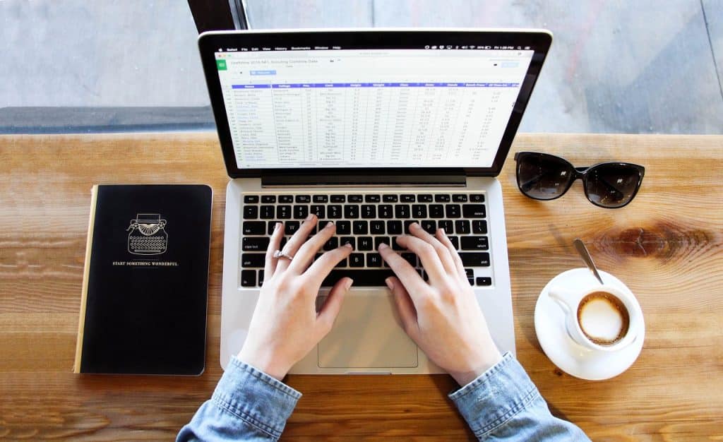 أفضل لاب توب للدراسة 2022