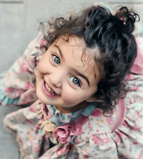 خلفيات اطفال بنات جميلة 2022 3