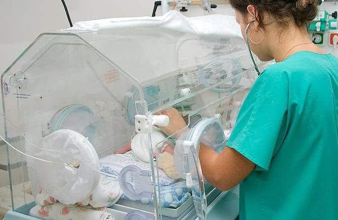 نزيف الدماغ عند الخدج من الدرجة الثالثة