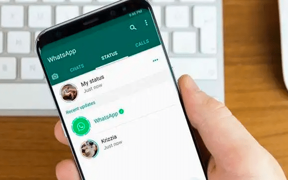 رؤية ستوري واتساب دون علم صاحبها