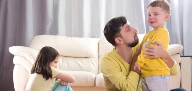 بحث علمي عن الغيرة عند الأطفال