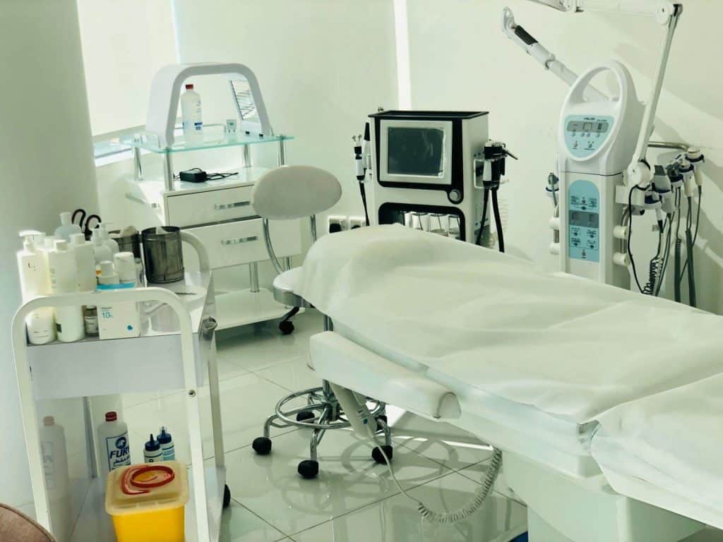 اقتراح اسماء عيادات