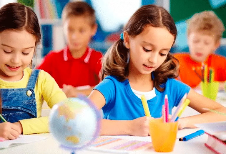 إيجابيات و سلبيات المدارس الحكومية