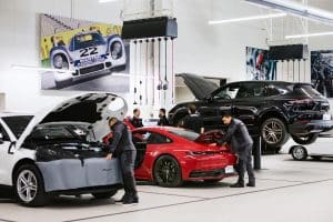 Understanding Porsch Maintenance Schedules: A Guide for Dubai Owners